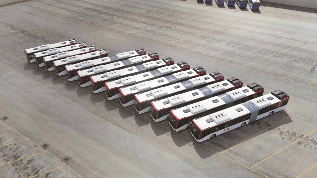 EGO araç filosuna taze kan: 9 körüklü 4 solo yeni otobüs başkentlilerin hizmetinde 2